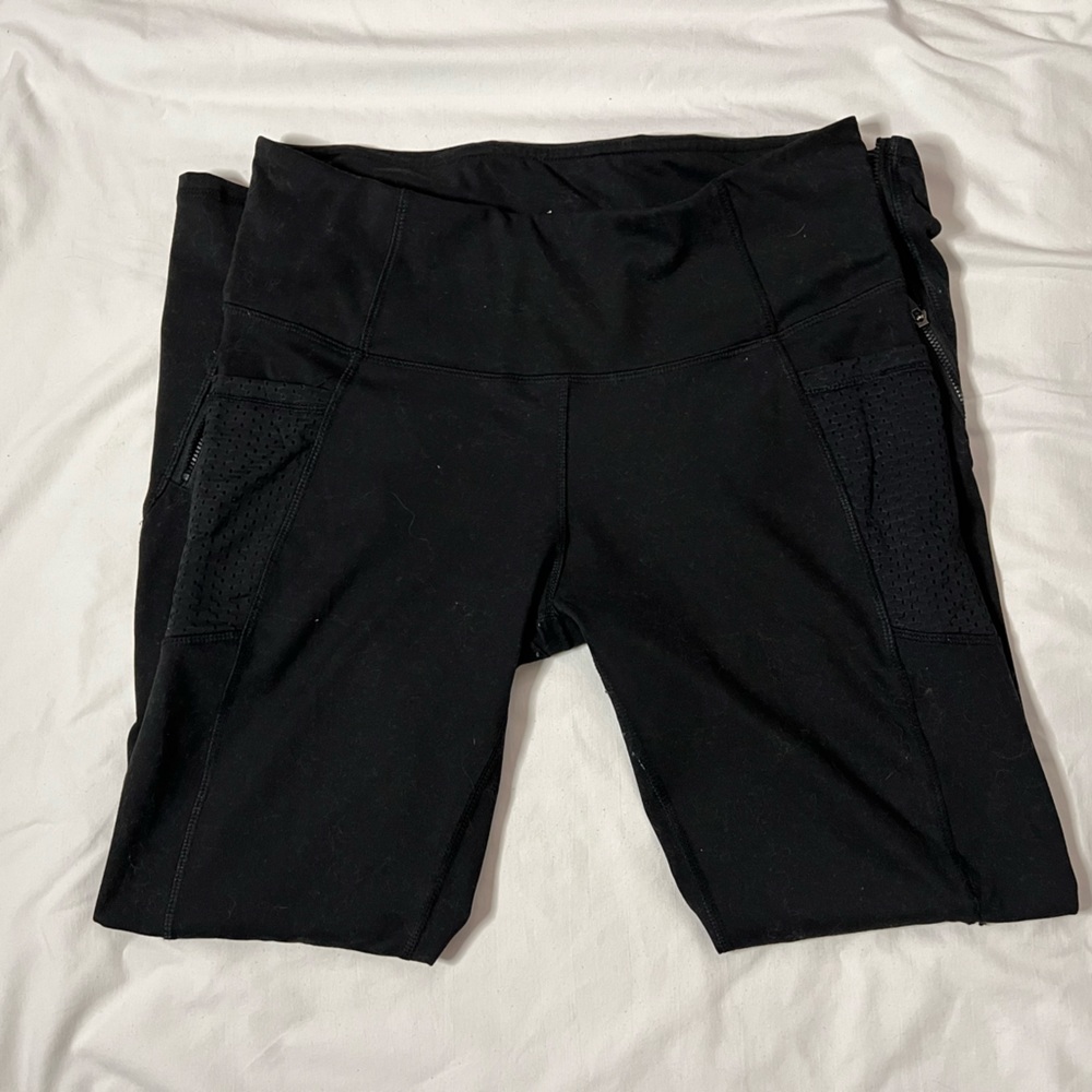 Black leggings with pockets